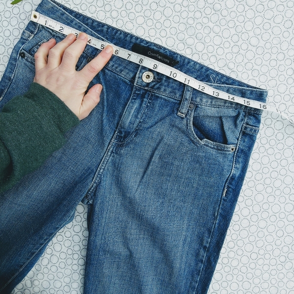 NWOT Calvin Klein Boyfriend Skinny Jeans 10P - Picture 5 of 7